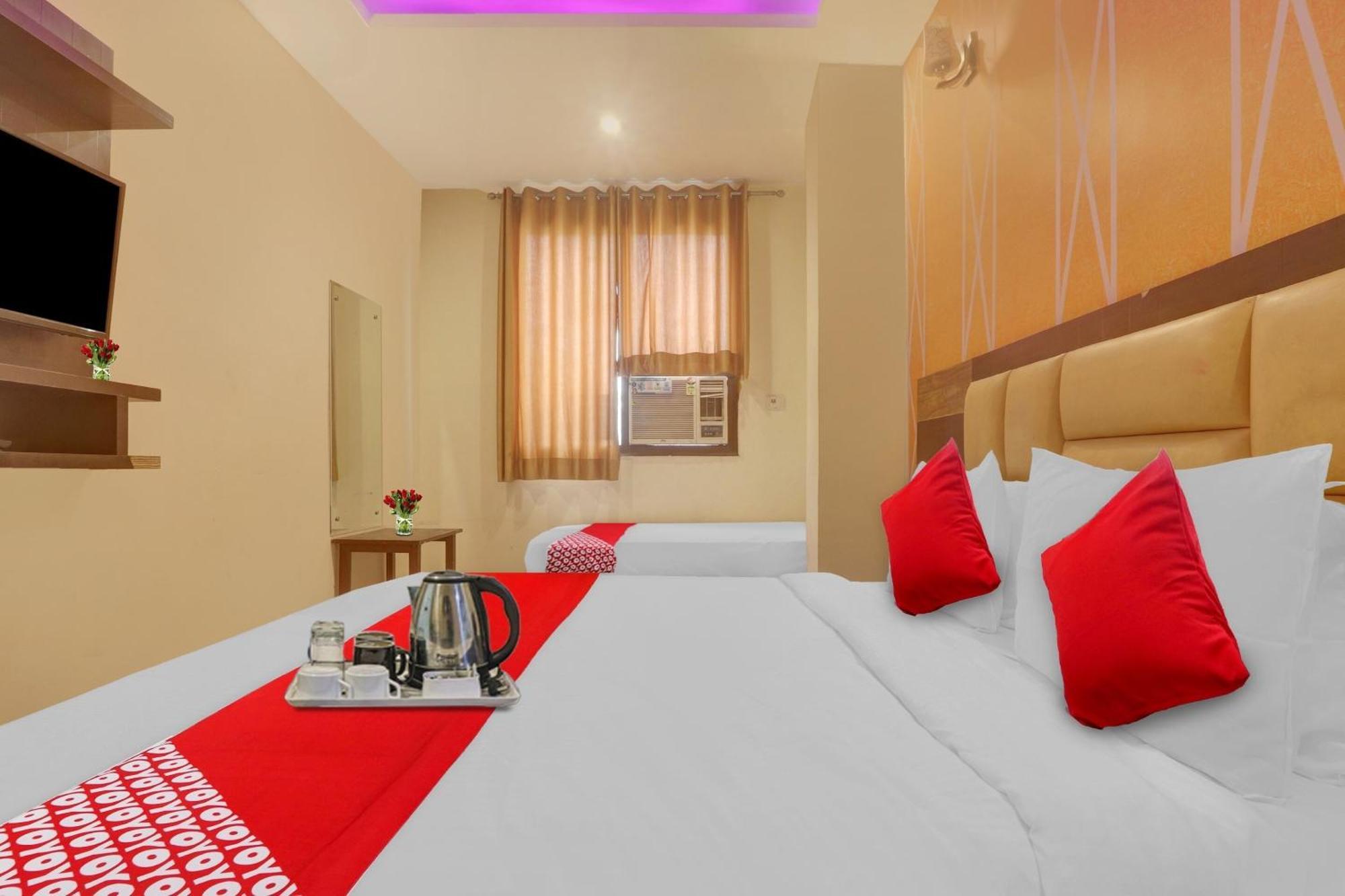 Hotel O Prince Home Stay Near Ambience Mall New Delhi Exterior photo